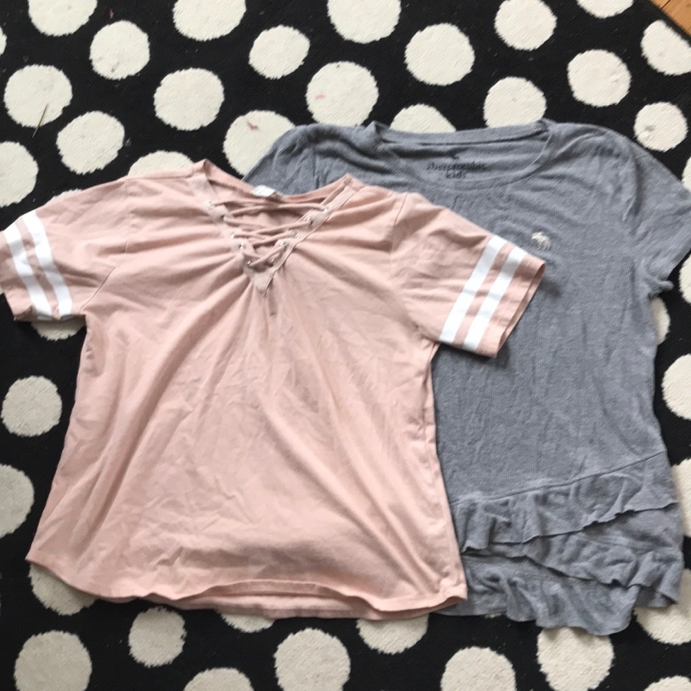 2 tees